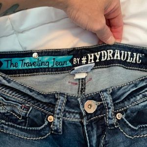 Hydraulic jeans